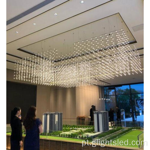 Lustre com luz pendente suspensa no lobby de hotel moderno personalizado